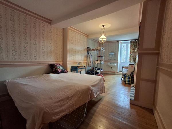 Superbe maison de maître -10 pièces -280 m² -fort potentiel investisseurs