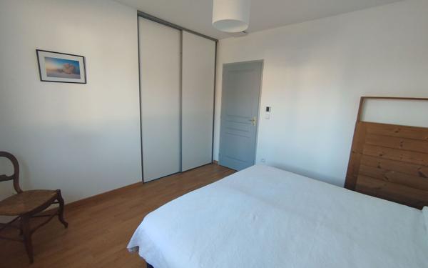 Maison à louer    4 pièces •  Largentière