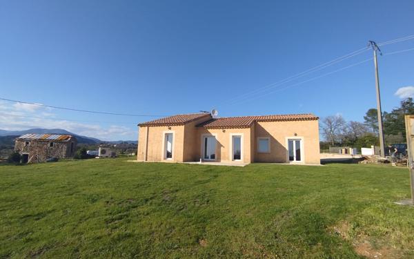 Maison à louer    4 pièces •  Largentière