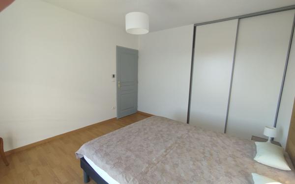 Maison à louer    4 pièces •  Largentière