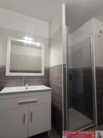 Appartement Bassussarry 2 pièce(s) 46 m2 avec balcon + parking