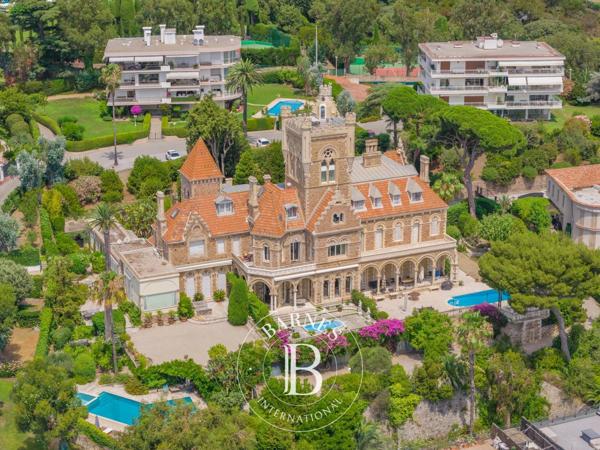Cannes, Appartement 5 Chambres -  374 m² à vendre