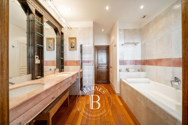 Cannes, Appartement 5 Chambres -  374 m² à vendre