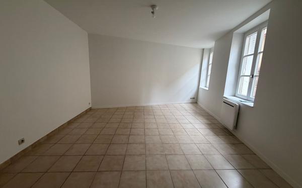 Appartement à louer    1 pièce •  Coulommiers
