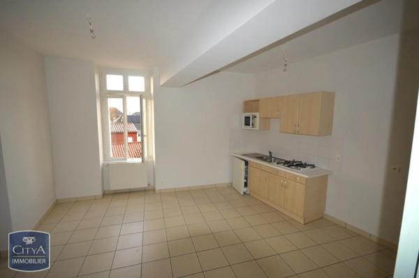 Appartement à louer 3 pièces 46.83m² Cholet (49300)