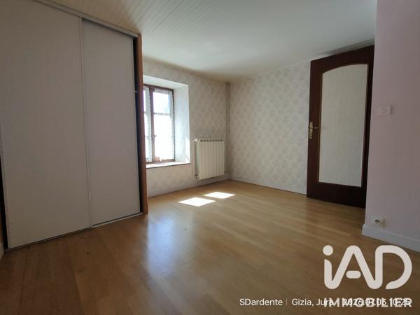 Maison à vendre 5 pièces 105 m² Gizia
