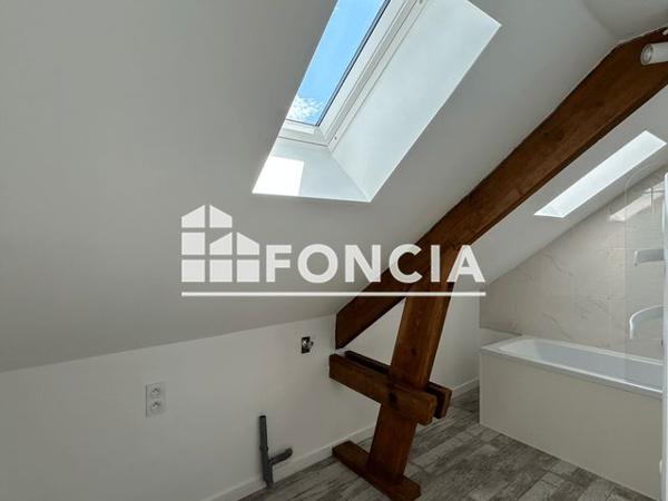 Location Appartement 2 pièces 36.5 m² - 175 RUE DE WARCQ Charleville-mezieres 08000