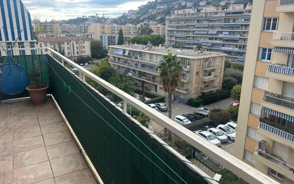 Appartement à vendre    3 pièces • 52,96 m2 Nice
