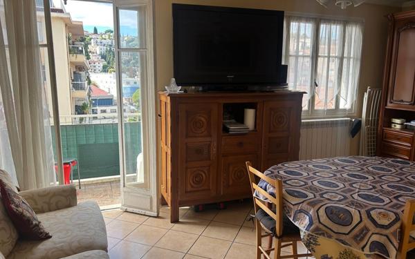 Appartement à vendre    3 pièces • 52,96 m2 Nice