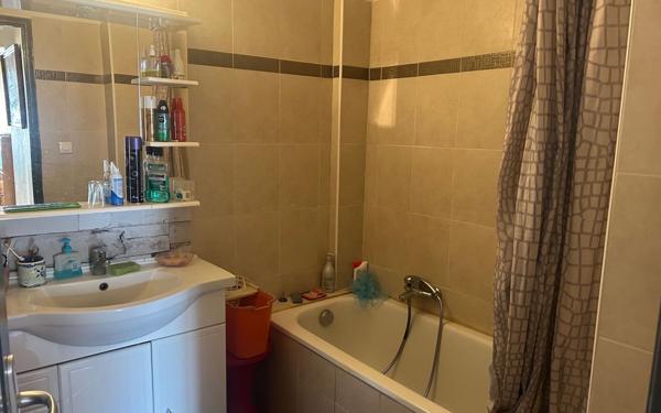 Appartement à vendre    3 pièces • 52,96 m2 Nice