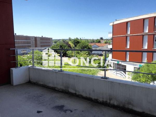 Location Appartement 2 pièces 61.59 m² - 7 TER RUE PAUL BEME Le Passage 47520