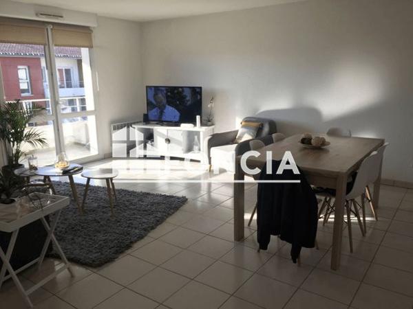 Location Appartement 2 pièces 61.59 m² - 7 TER RUE PAUL BEME Le Passage 47520