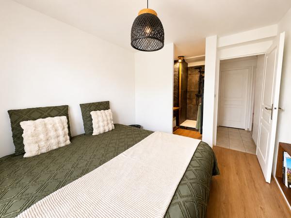 Semi-plain-pied 4 chambres jardin garage 120 m²