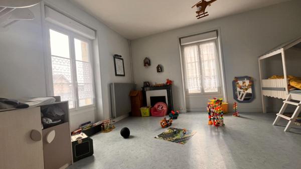Maison de ville Montval Sur Loir 4 pièce(s) 102 m2 - 3 chambres - Terrain 498 m²