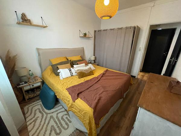 Location : appartement 3 pièces (68 m²) à BORGO