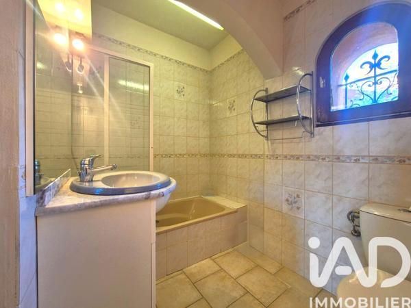 Maison à vendre 10 pièces 332 m² Mandelieu-la-Napoule