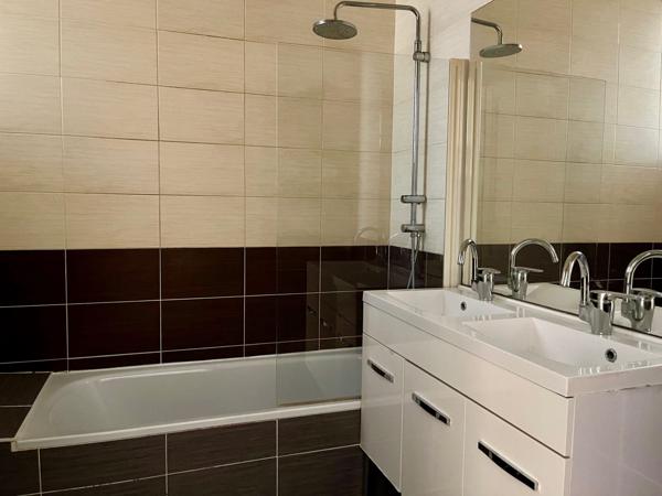 Appartement T3 avec alcôve et balcon