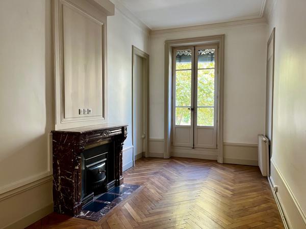 Appartement T3 avec alcôve et balcon