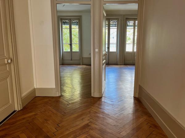 Appartement T3 avec alcôve et balcon