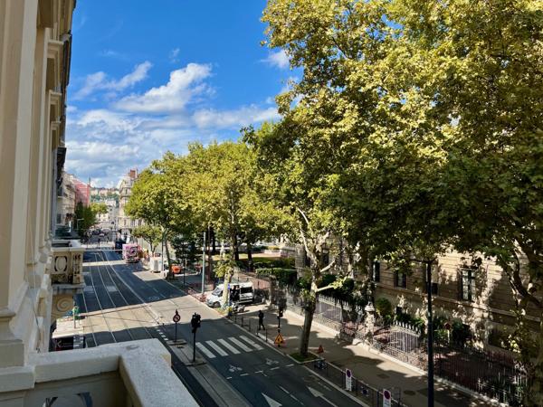 Appartement T3 avec alcôve et balcon