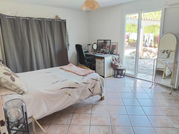 A vendre à Lézignan Corbières villa 5 pièces de 180 m² habitables sur 1177 m² de terrain