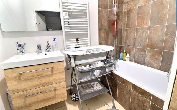 Appartement à vendre    3 pièces • 63,40 m2 Le Mée-sur-Seine