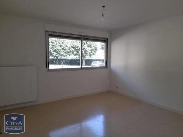 Appartement à louer 1 pièce 38.2m² Bourg-en-Bresse (01000)