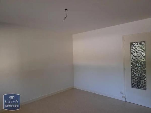 Appartement à louer 1 pièce 38.2m² Bourg-en-Bresse (01000)