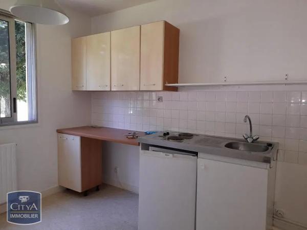Appartement à louer 1 pièce 38.2m² Bourg-en-Bresse (01000)