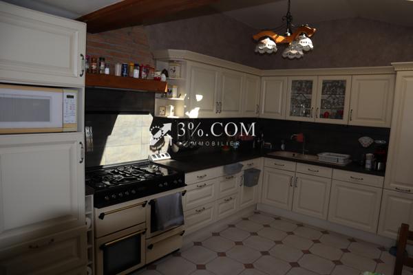 Maison 9 pièce(s) 4 chambre(s) 175.37 m²