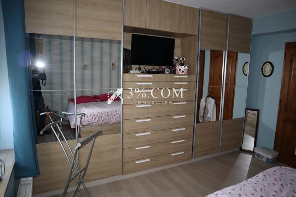 Maison 9 pièce(s) 4 chambre(s) 175.37 m²