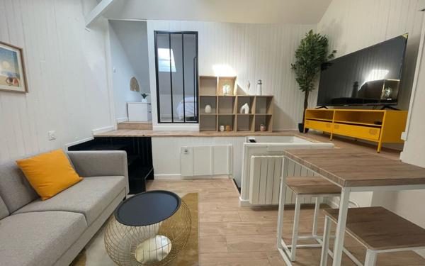 Maison à vendre    10 pièces •  La Rochelle