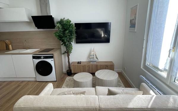 Maison à vendre    10 pièces •  La Rochelle