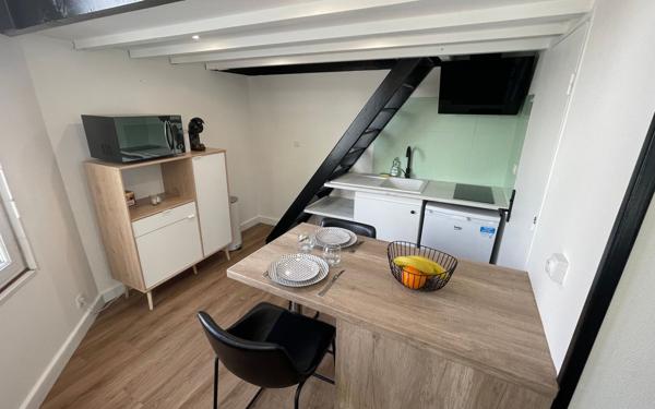 Maison à vendre    10 pièces •  La Rochelle