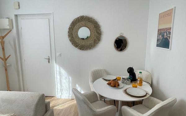 Maison à vendre    10 pièces •  La Rochelle