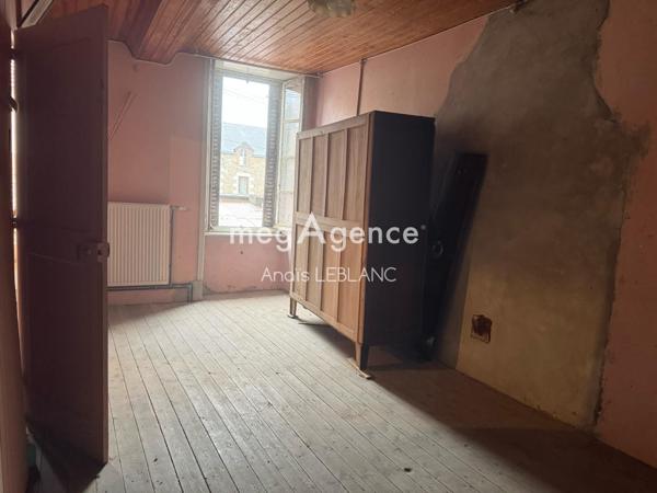 Maison à MONTREUIL-POULAY, 53640 - 3 pièces 88m²