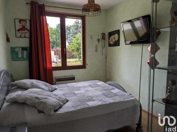 Pavillon 5 pièces de 99 m² à Souppes-sur-Loing (77460)