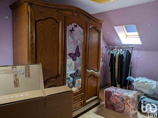 Pavillon 5 pièces de 99 m² à Souppes-sur-Loing (77460)