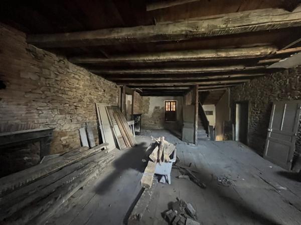 Maison à vendre |  Bourganeuf |  5 pièces | 100 m²