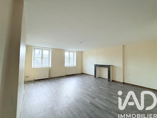 Immeuble à vendre 500 m² Sedan