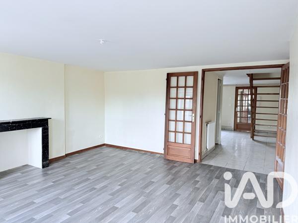 Immeuble à vendre 500 m² Sedan