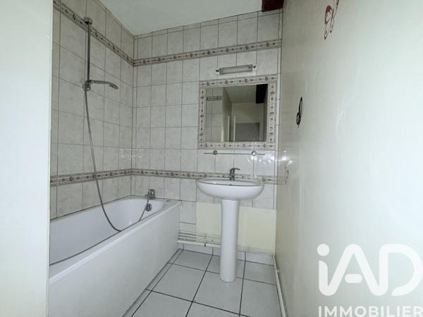 Immeuble à vendre 500 m² Sedan