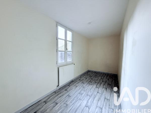 Immeuble à vendre 500 m² Sedan