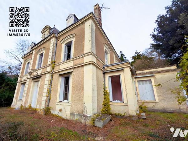 Maison de Maître à rénover d'env. 300m² - Terrain clos de 9538m² 