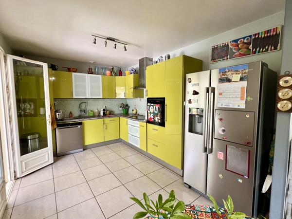 Biard (86580) Maison familiale BIARD - 3 chambres - Garage et abris camping car - Pisicne