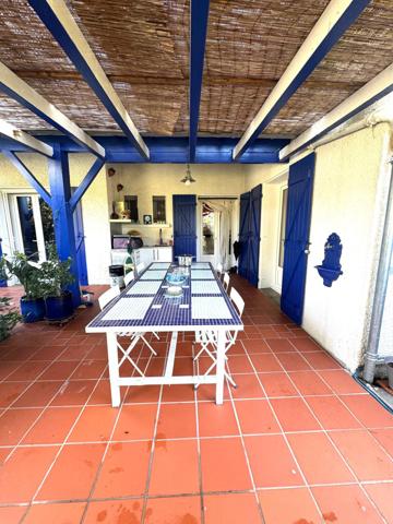 Proche Carcassonne - belle villa avec piscine sur 5.500m² du parc clos Moussoulens (11170)