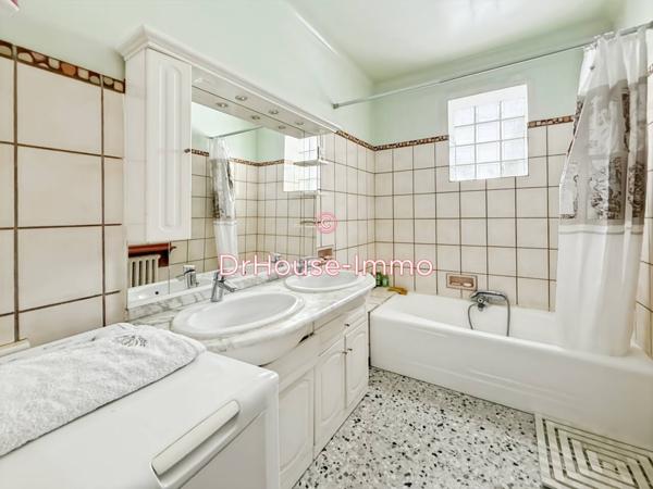 Maison à vendre 5 pièces de 226 m²