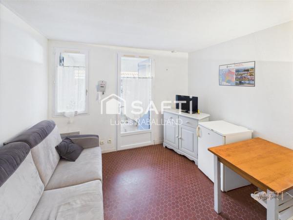 Studio situé à proximité de la mer