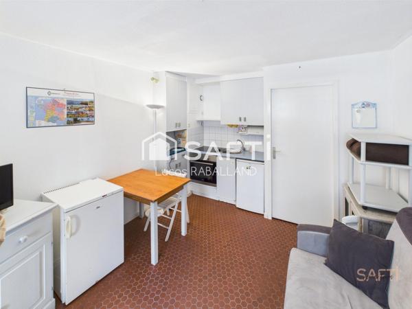 Studio situé à proximité de la mer