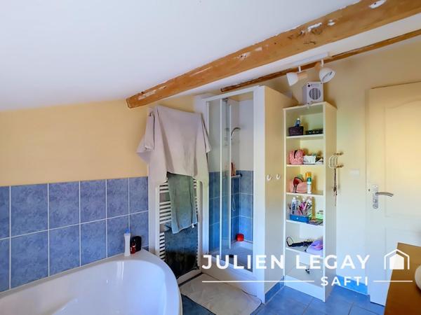 ANCIENNE FERME RÉNOVÉE – 196 m² – 6 CHAMBRES + 1 BUREAU – GRAND JARDIN